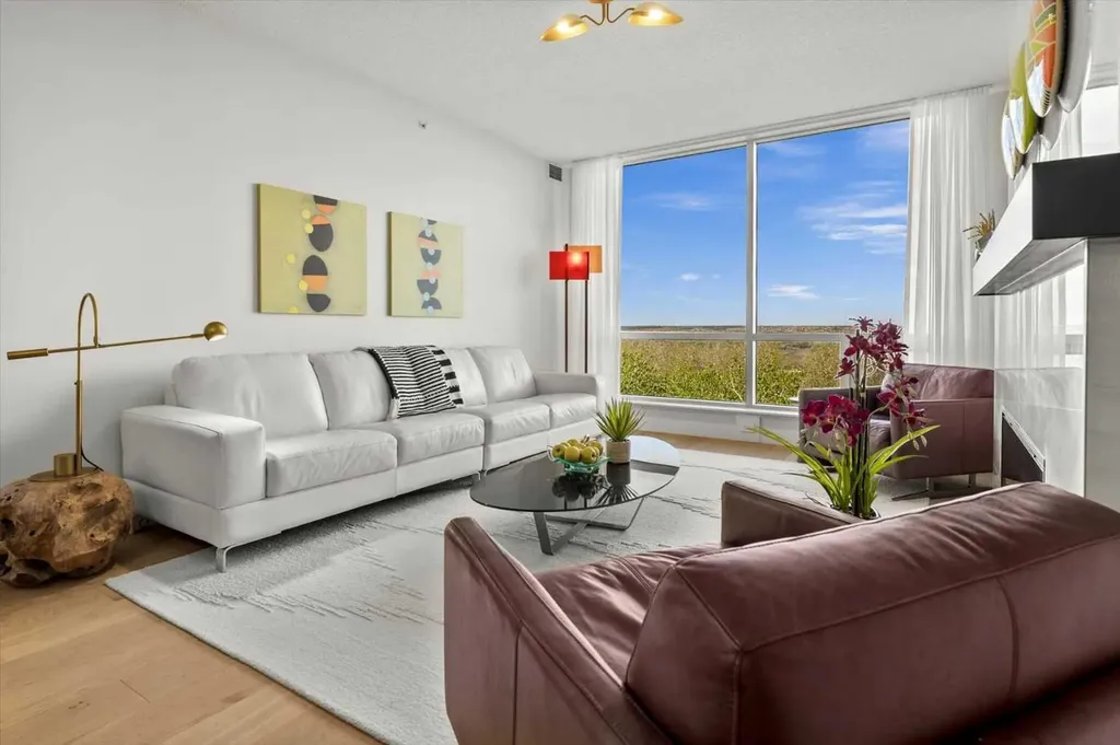15 Cougar Ridge Landing SW Calgary AB T3H 6C3