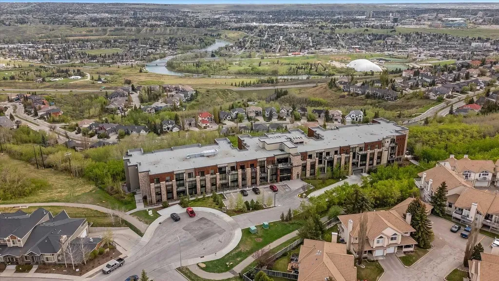 15 Cougar Ridge Landing SW Calgary AB T3H 6C3