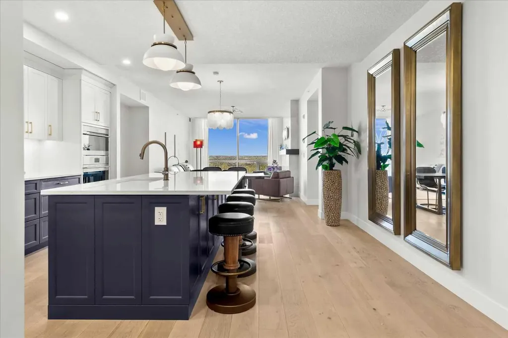 15 Cougar Ridge Landing SW Calgary AB T3H 6C3