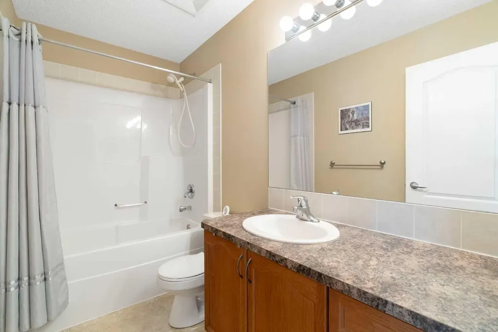 249 Springmere Way Chestermere AB T1X 1P2