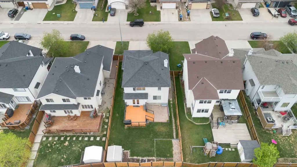 249 Springmere Way Chestermere AB T1X 1P2