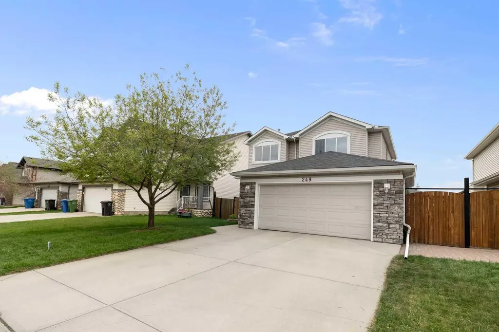 249 Springmere Way Chestermere AB T1X 1P2