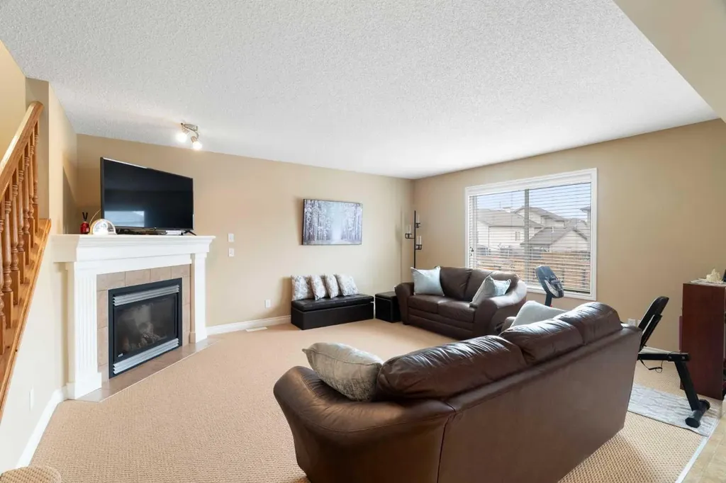 249 Springmere Way Chestermere AB T1X 1P2