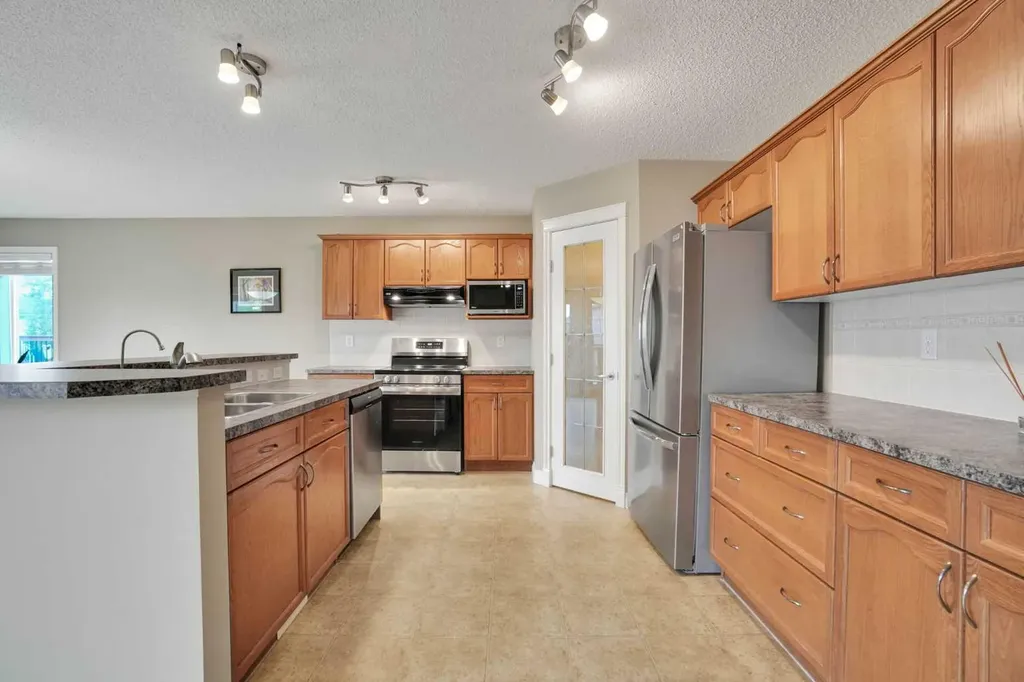 249 Springmere Way Chestermere AB T1X 1P2
