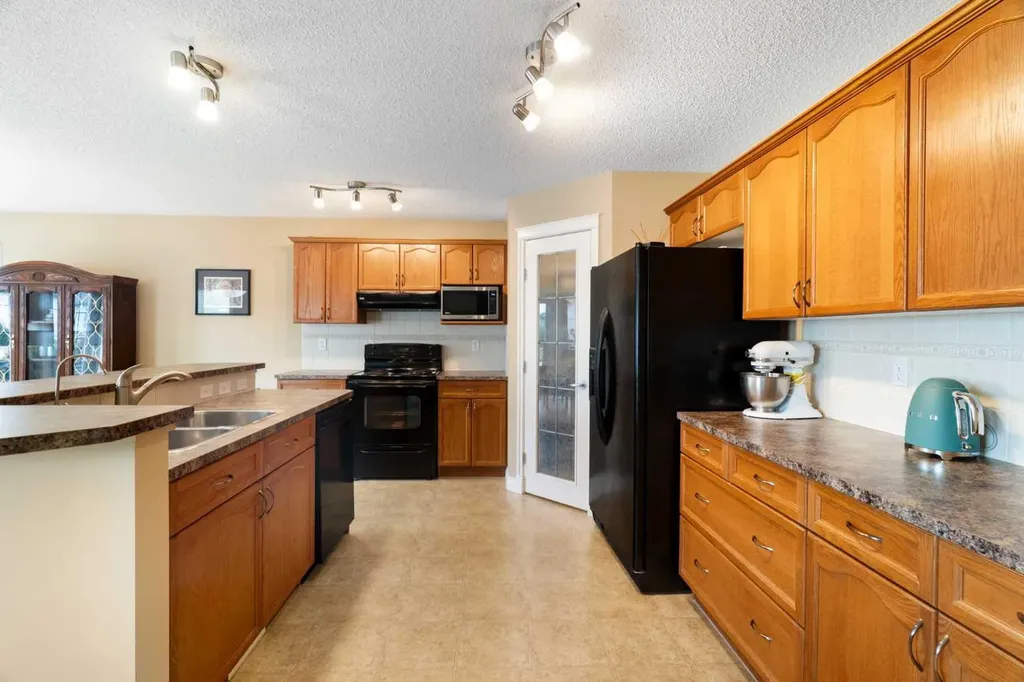 249 Springmere Way Chestermere AB T1X 1P2