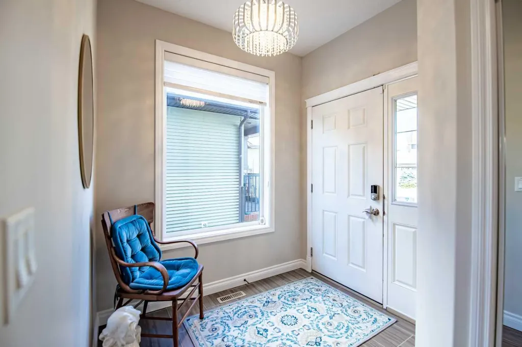 60 Cyprus Road Blackfalds AB T4M 0C5