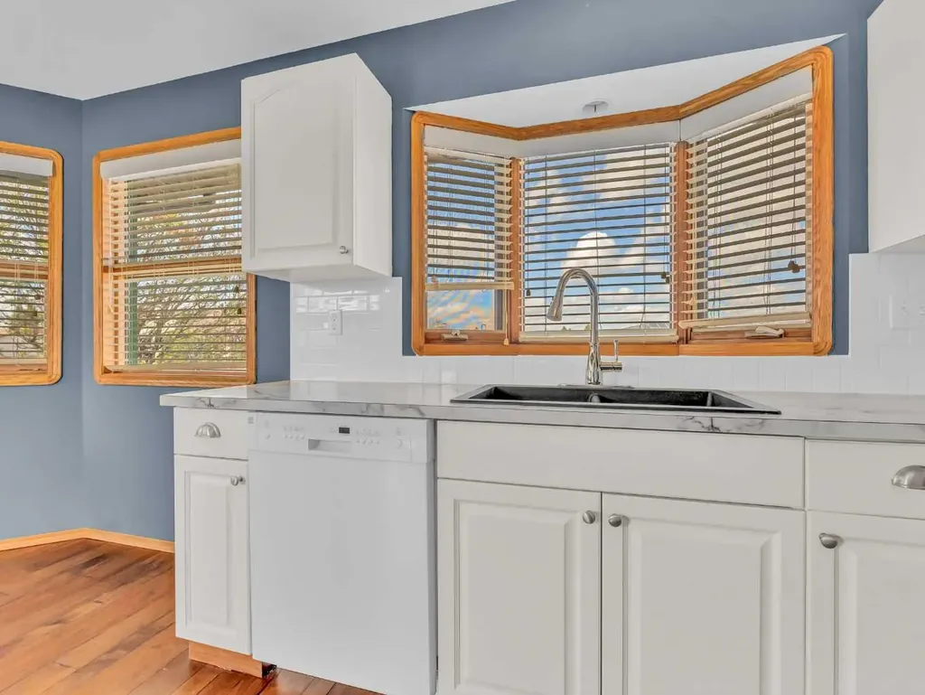 4 Turner Boulevard SE Medicine Hat AB T1B 3W8