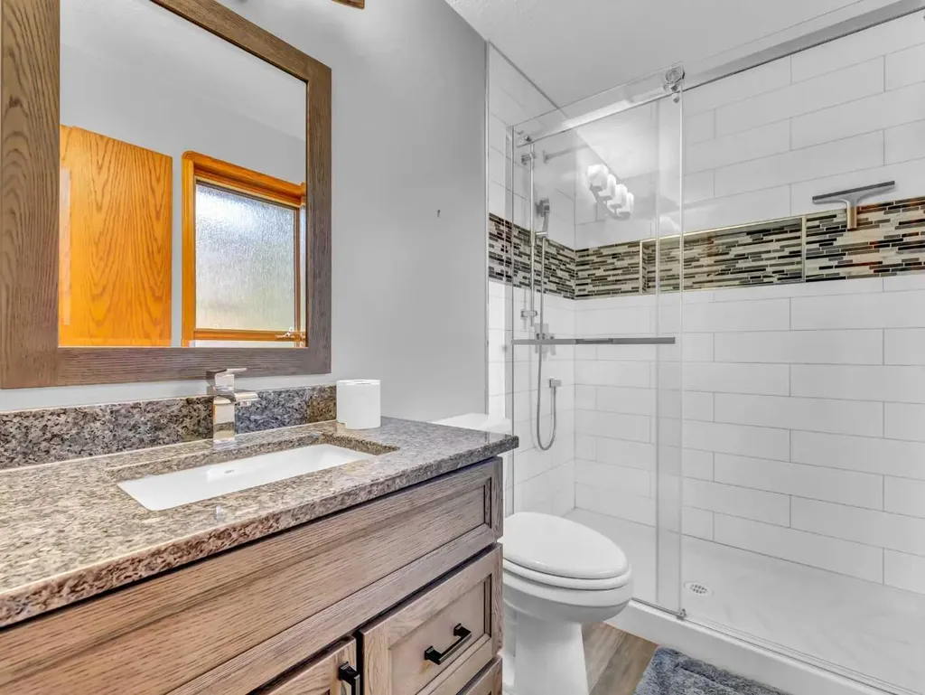 4 Turner Boulevard SE Medicine Hat AB T1B 3W8