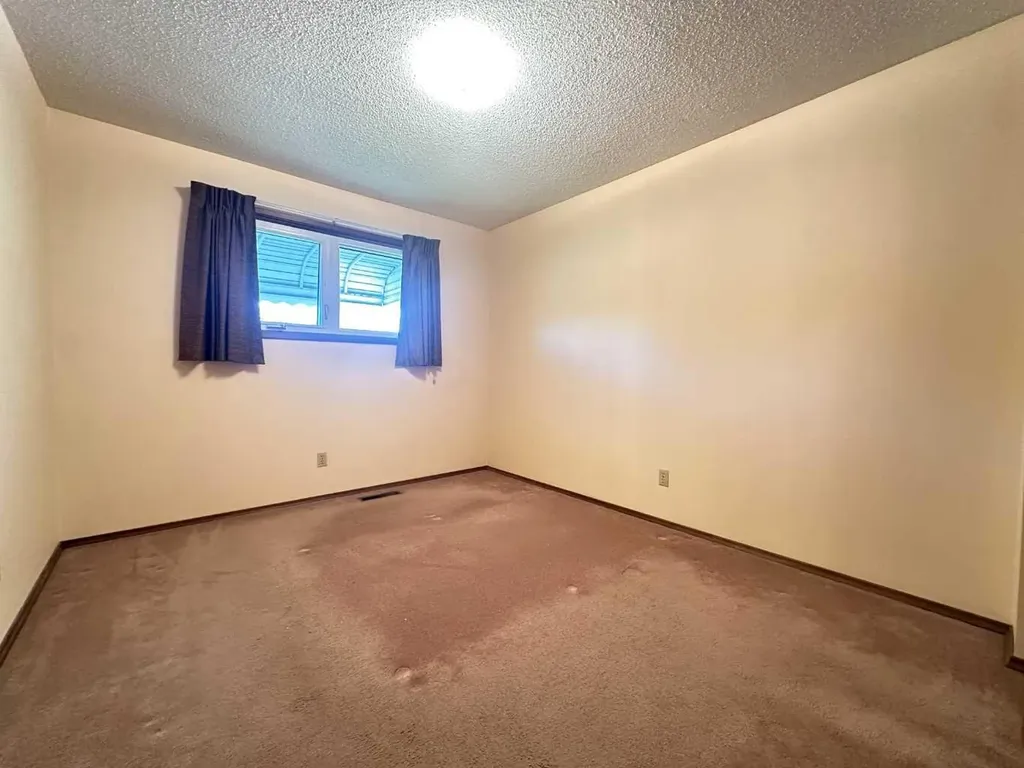 1628 Rouleau Crescent SE Calgary AB T2A1Y9