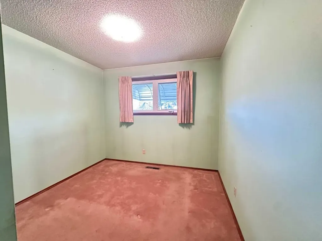 1628 Rouleau Crescent SE Calgary AB T2A1Y9