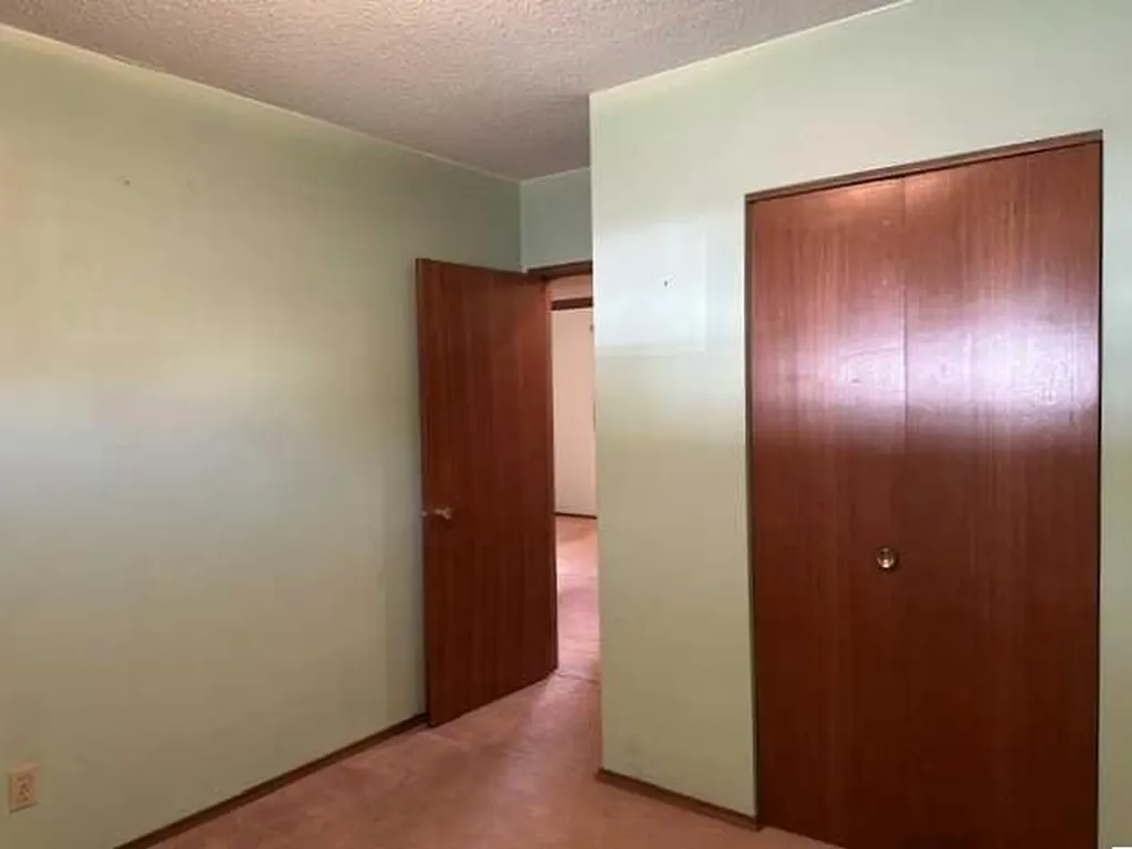 1628 Rouleau Crescent SE Calgary AB T2A1Y9