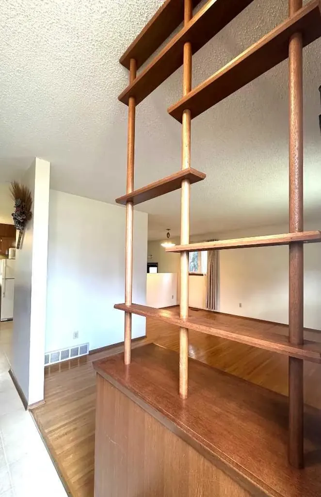 1628 Rouleau Crescent SE Calgary AB T2A1Y9