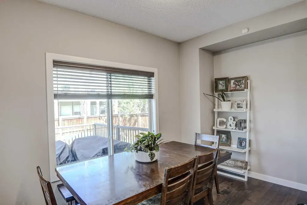 29 Drake Landing Loop Okotoks AB T1S 1H0