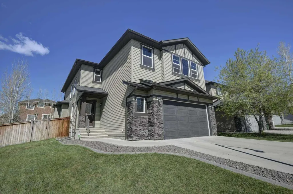 29 Drake Landing Loop Okotoks AB T1S 1H0