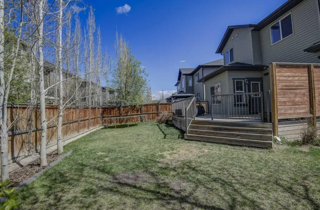 29 Drake Landing Loop Okotoks AB T1S 1H0