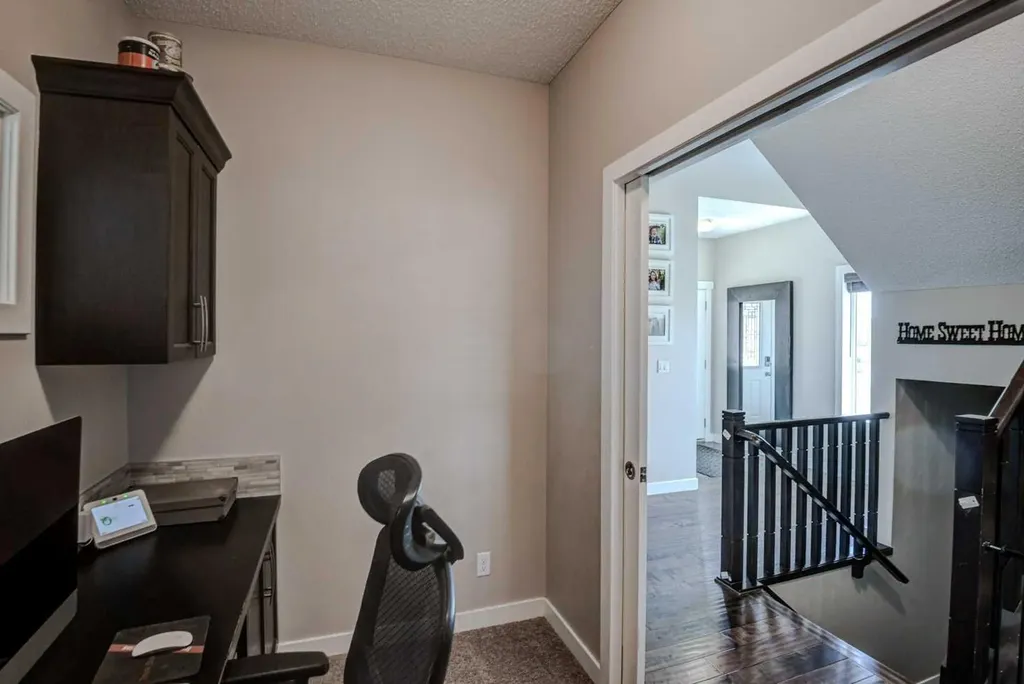29 Drake Landing Loop Okotoks AB T1S 1H0