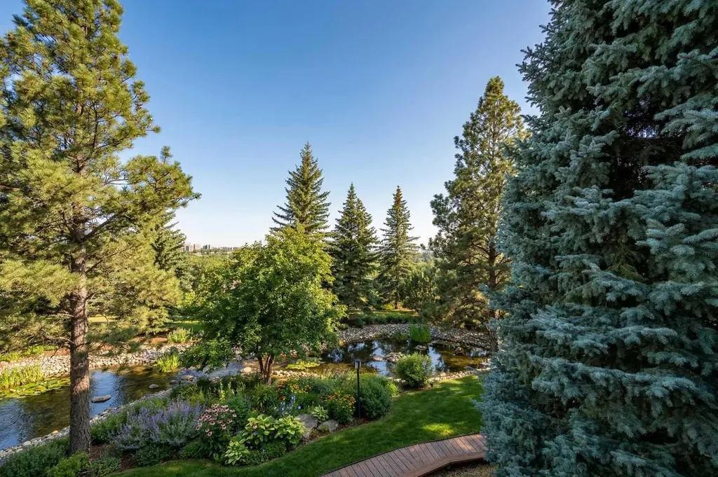 505 Canyon Meadows Drive SW Calgary AB T2W 5V9
