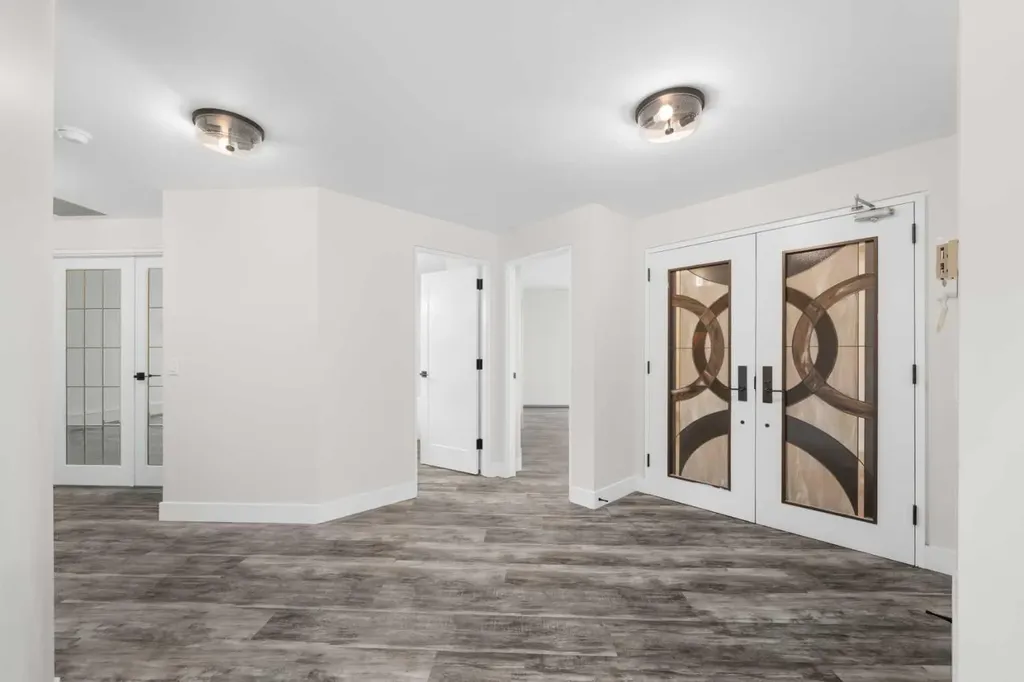 505 Canyon Meadows Drive SW Calgary AB T2W 5V9