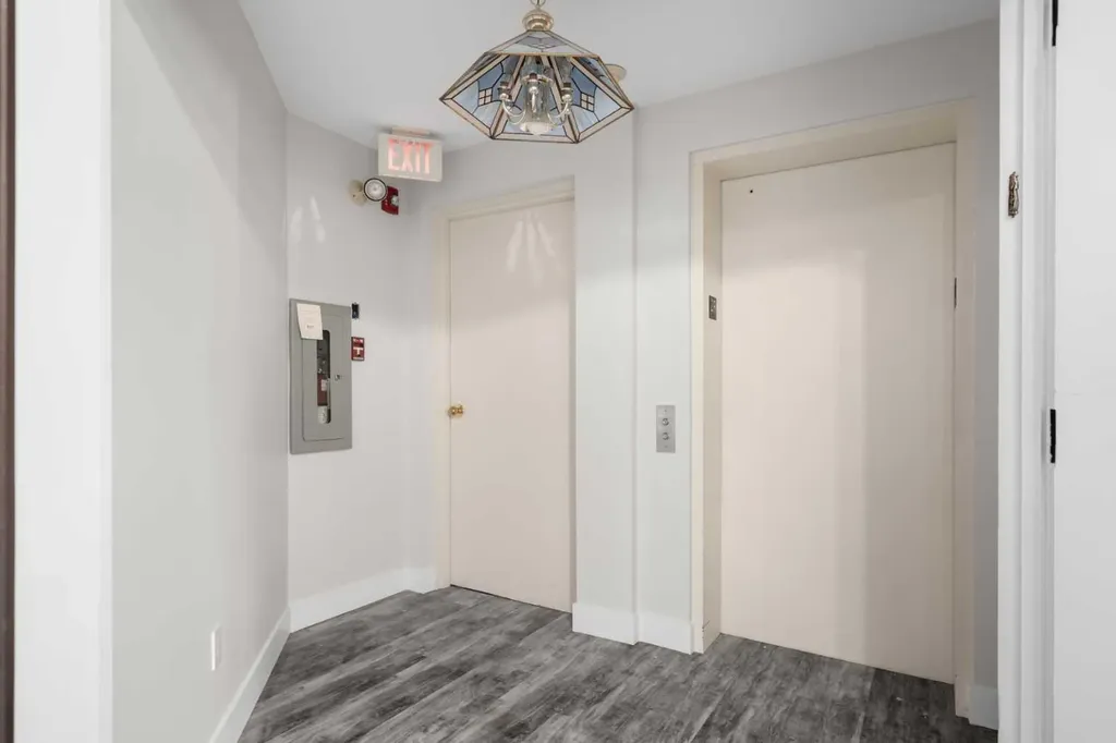 505 Canyon Meadows Drive SW Calgary AB T2W 5V9