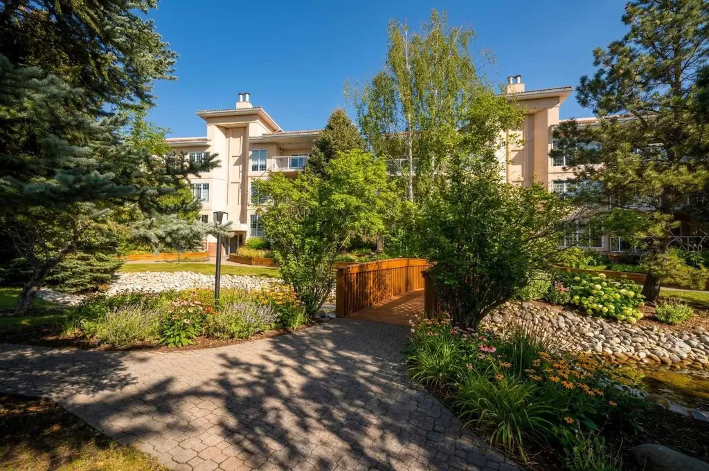 505 Canyon Meadows Drive SW Calgary AB T2W 5V9