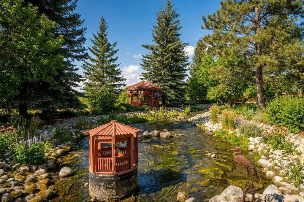 505 Canyon Meadows Drive SW Calgary AB T2W 5V9