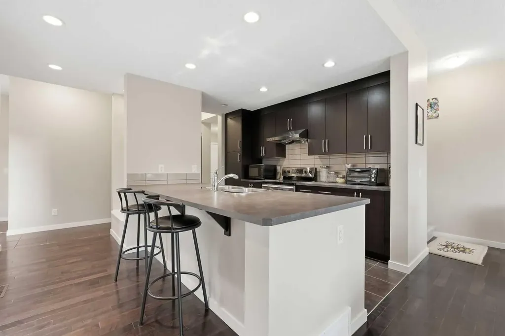 31 Evansridge Crescent NW Calgary AB T3P 0J2