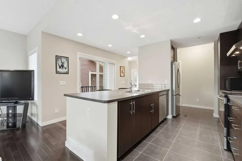 31 Evansridge Crescent NW Calgary AB T3P 0J2