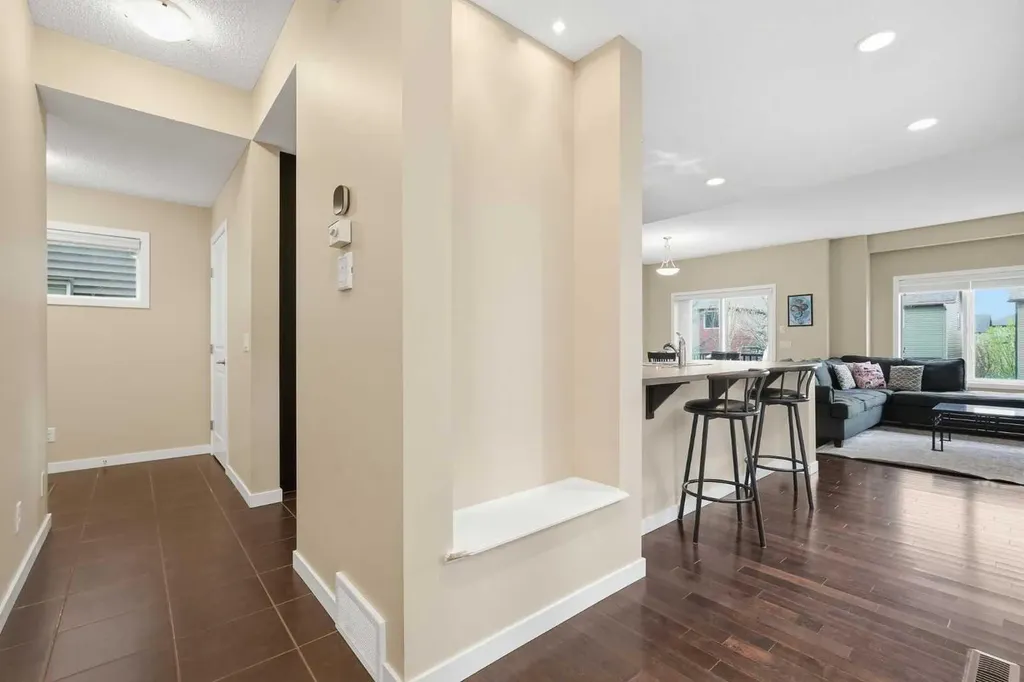 31 Evansridge Crescent NW Calgary AB T3P 0J2