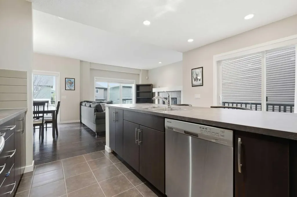 31 Evansridge Crescent NW Calgary AB T3P 0J2