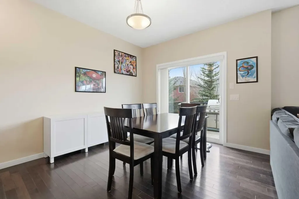 31 Evansridge Crescent NW Calgary AB T3P 0J2