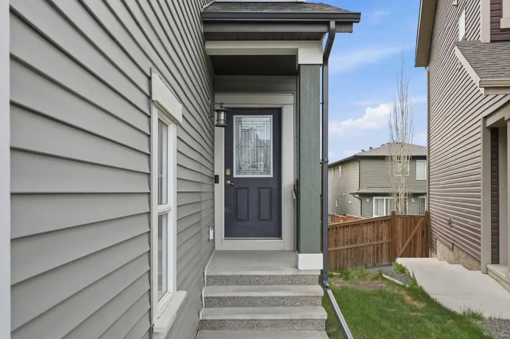 31 Evansridge Crescent NW Calgary AB T3P 0J2