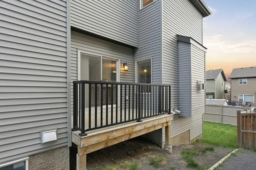 31 Evansridge Crescent NW Calgary AB T3P 0J2