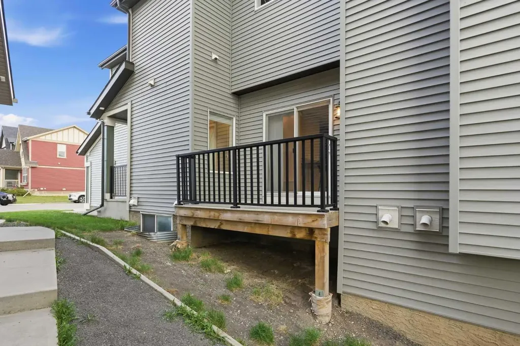 31 Evansridge Crescent NW Calgary AB T3P 0J2