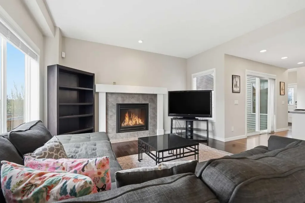 31 Evansridge Crescent NW Calgary AB T3P 0J2