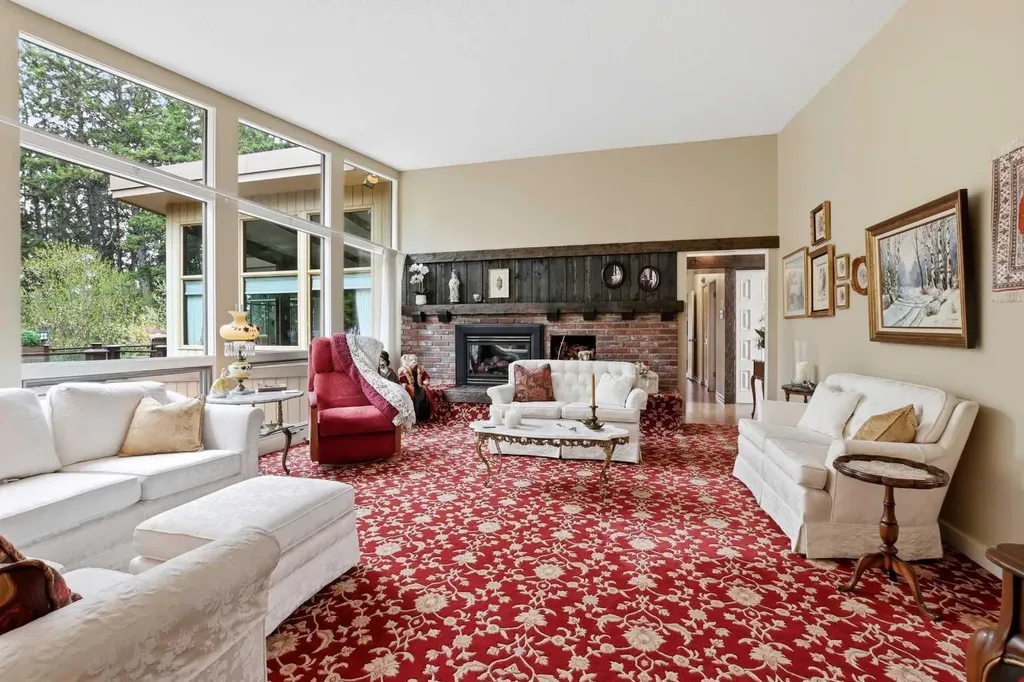 3520 Spruce Drive Red Deer AB T4N 3N9