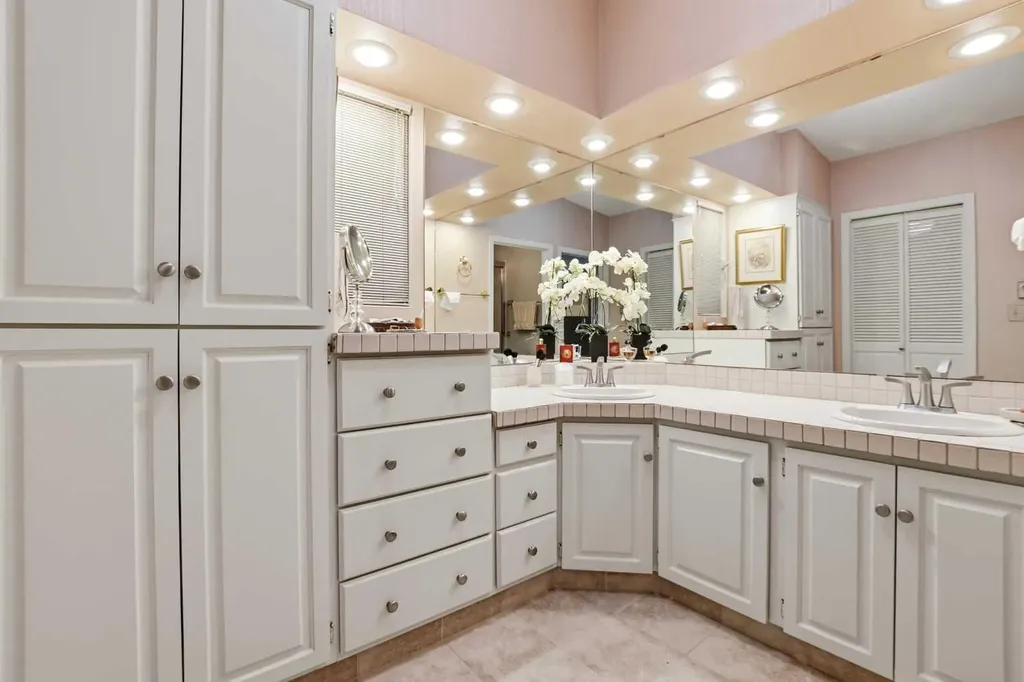 3520 Spruce Drive Red Deer AB T4N 3N9