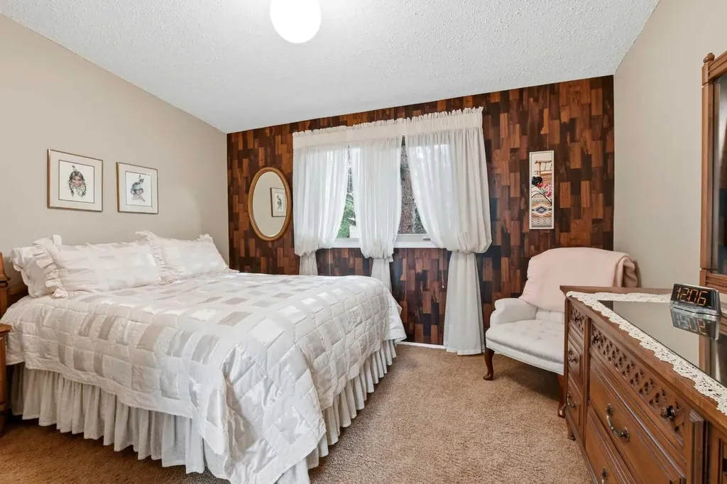 3520 Spruce Drive Red Deer AB T4N 3N9