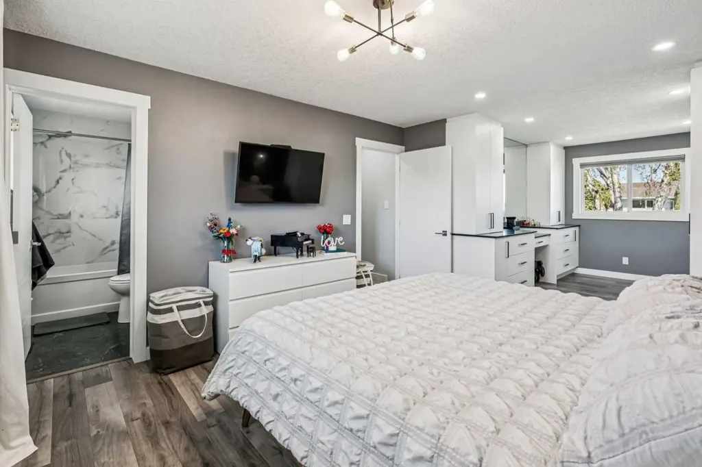 2219 Munro Drive NE Calgary AB T2E 5Y7