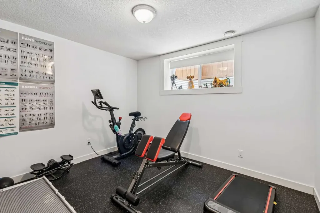 2219 Munro Drive NE Calgary AB T2E 5Y7