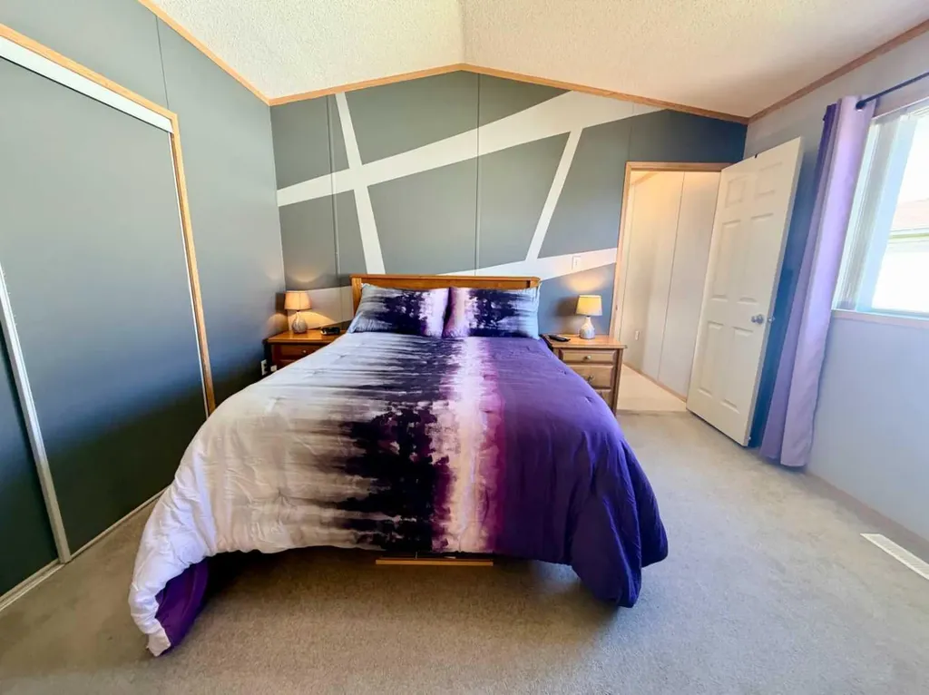 4432 59 Street Rocky Mountain House AB T4T 2A2
