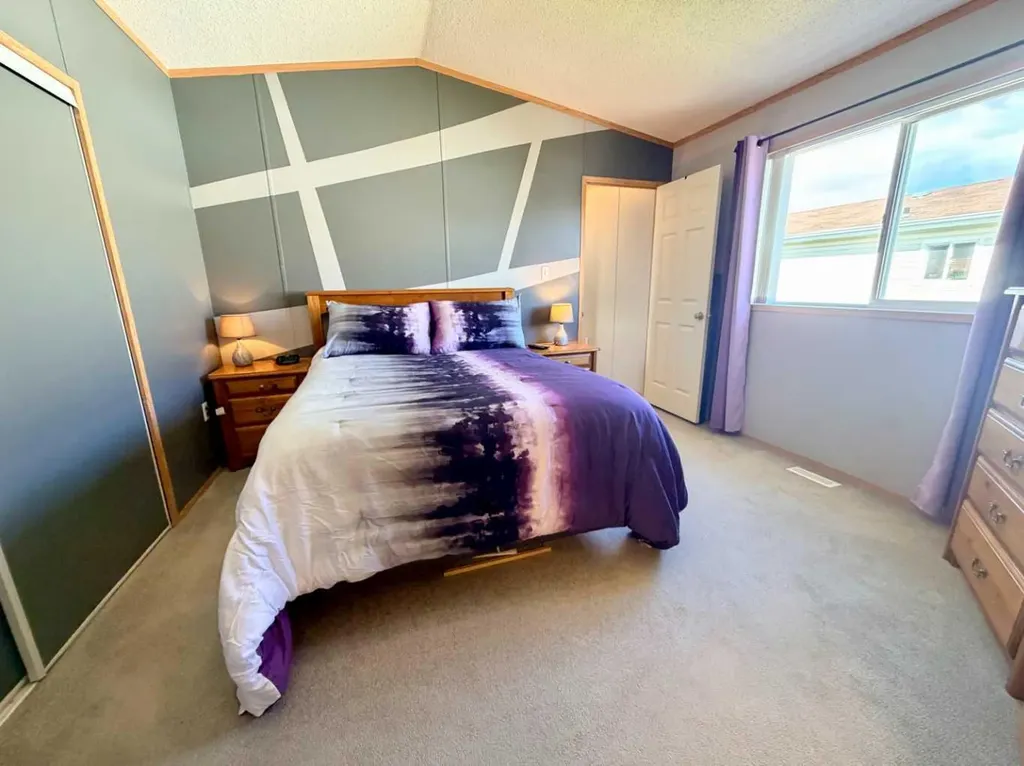 4432 59 Street Rocky Mountain House AB T4T 2A2
