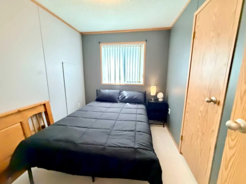 4432 59 Street Rocky Mountain House AB T4T 2A2