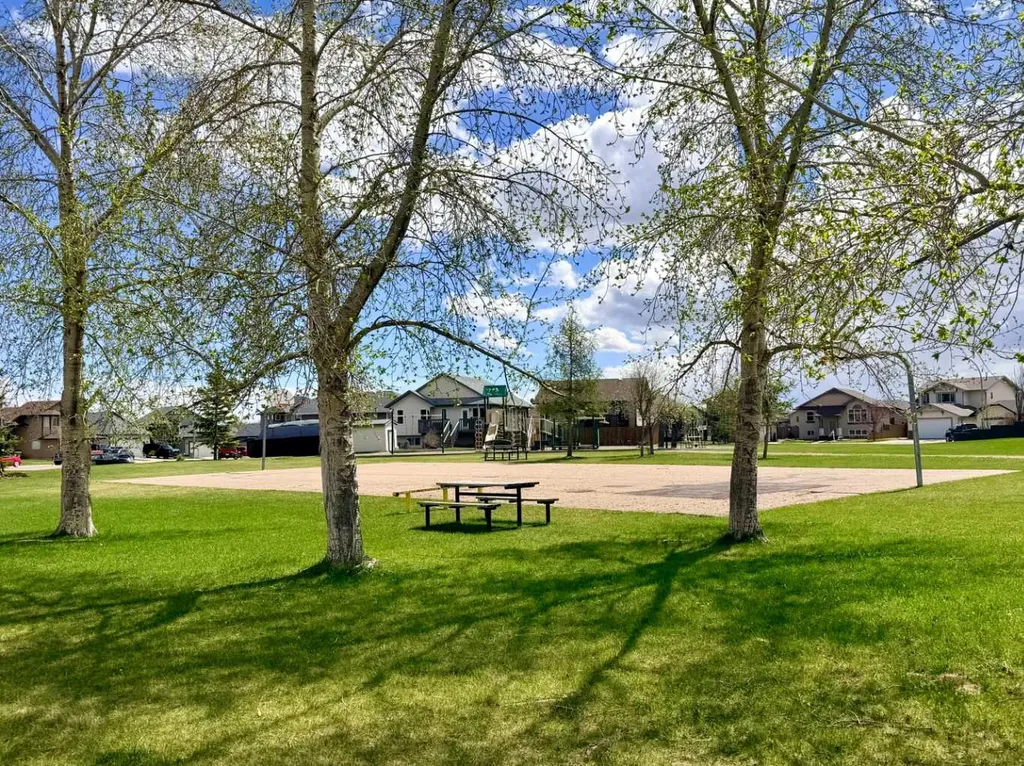4432 59 Street Rocky Mountain House AB T4T 2A2