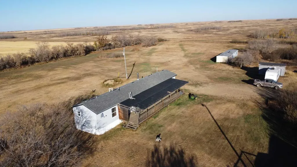 13306 Township Road Rural Special Areas No. 2 AB T0J 1P0