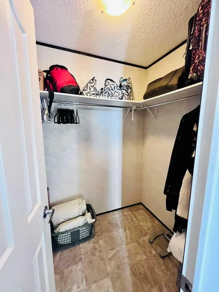 13306 Township Road Rural Special Areas No. 2 AB T0J 1P0