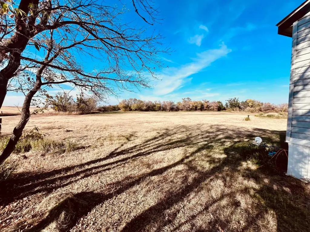 13306 Township Road Rural Special Areas No. 2 AB T0J 1P0