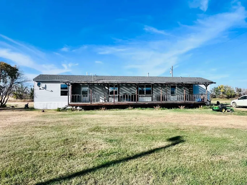13306 Township Road Rural Special Areas No. 2 AB T0J 1P0