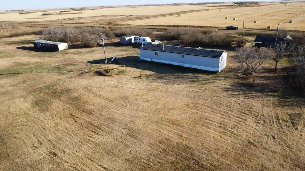 13306 Township Road Rural Special Areas No. 2 AB T0J 1P0