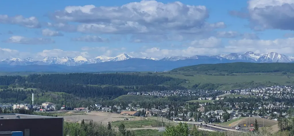 175 Sunset Close Cochrane AB T4C 0V2