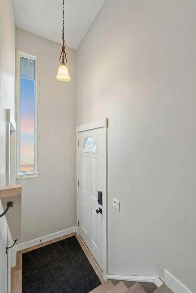 58 Templeson Crescent NE Calgary AB T1Y5L8